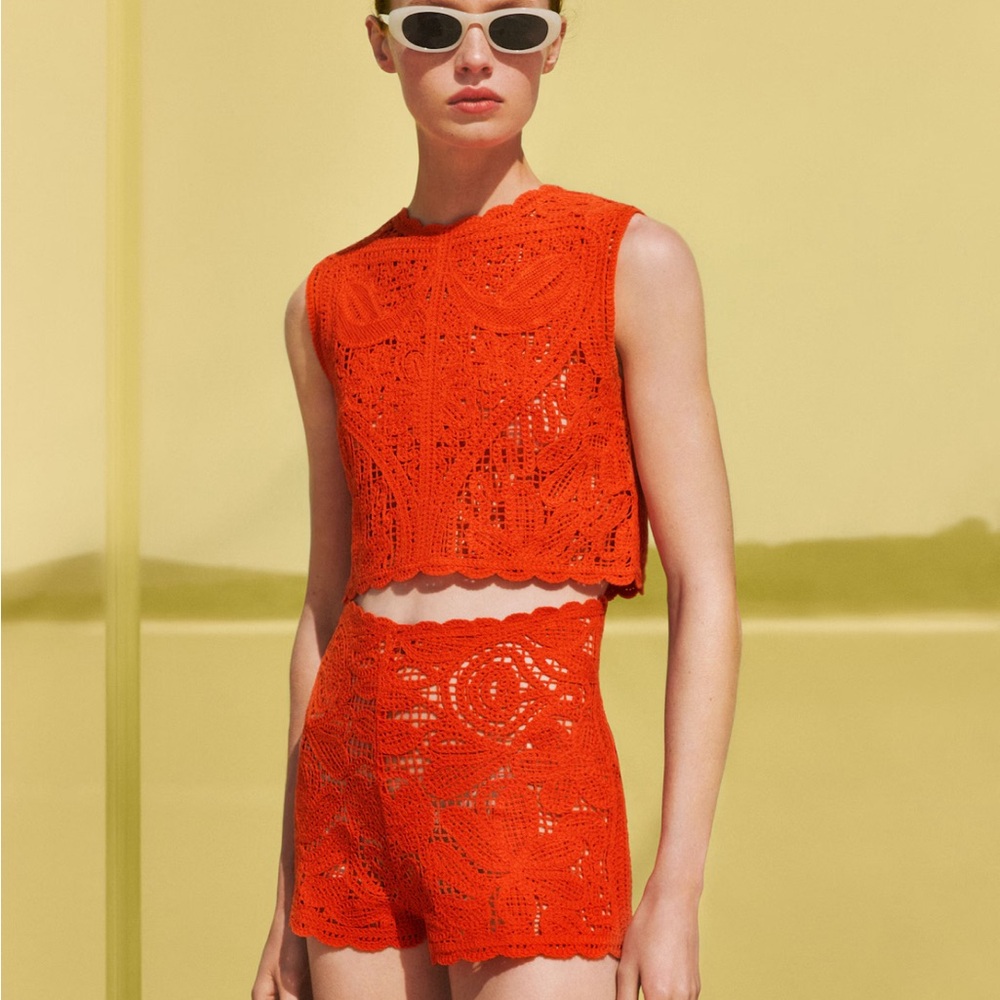 MANGO 2 piece crochet set in hot orange, size small